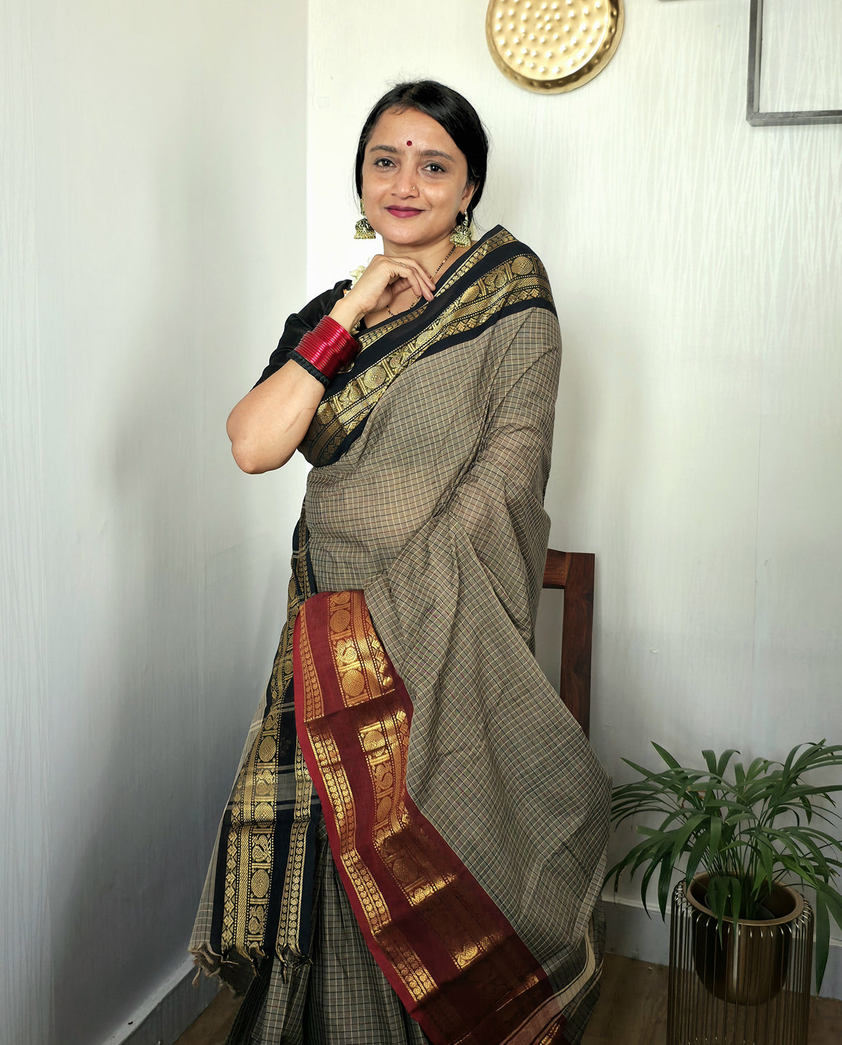BRAHMI - Beige Ganga Jamuna Border 100-Count Pure Handloom Kanchi Cotton Saree | ATIROOP