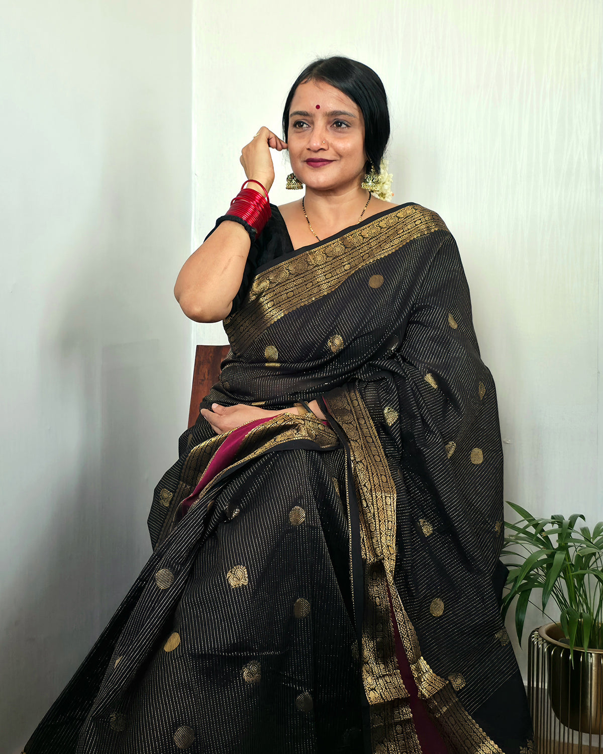 TRIPURA SUNDARI - Black Vaira Oosi 120-Count Pure Handloom Kanchi Cotton Saree with Magenta Border | ATIROOP