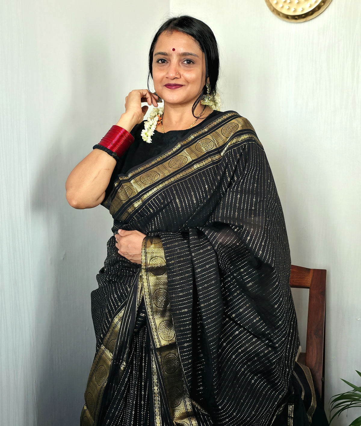 APSARA - Black Vaira Oosi 120-Count Pure Handloom Kanchi Cotton Saree with Chakra Border | ATIROOP