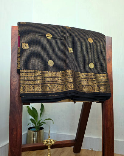 TRIPURA SUNDARI - Black Vaira Oosi 120-Count Pure Handloom Kanchi Cotton Saree with Magenta Border | ATIROOP