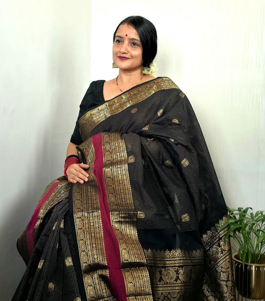 TRIPURA SUNDARI - Black Vaira Oosi 120-Count Pure Handloom Kanchi Cotton Saree with Magenta Border | ATIROOP